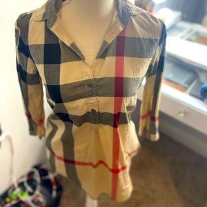 Burberry Women’s Longsleeve polo